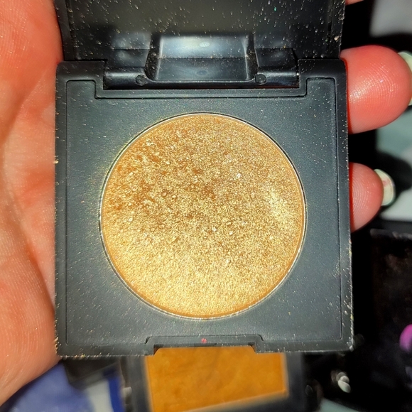 Makeup bundle - Picture 9 of 11